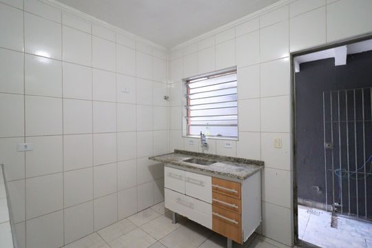 Casa para alugar com 1 quarto, 30m² em Jardim Satelite, São Paulo