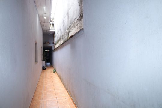 Corredor de casa para alugar com 1 quarto, 55m² em Jardim Helena, São Paulo