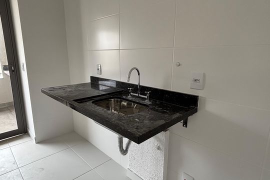 Cozinha de apartamento à venda com 2 quartos, 53m² em Bosque da Saúde, São Paulo