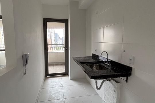 Cozinha de apartamento à venda com 2 quartos, 53m² em Bosque da Saúde, São Paulo