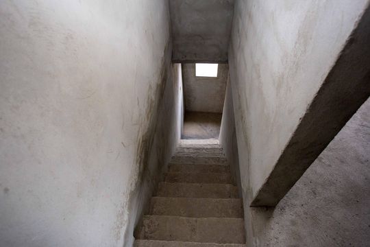 Escada de casa à venda com 6 quartos, 230m² em Taboão, Diadema