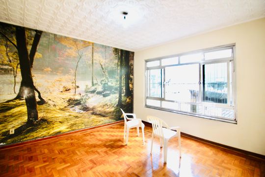 Casa à venda com 3 quartos, 400m² em Vila Dalila, São Paulo