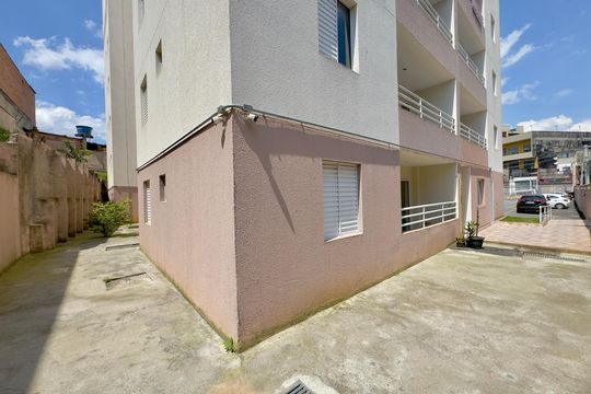 Área comum de apartamento para alugar com 2 quartos, 49m² em Parque Primavera, Guarulhos