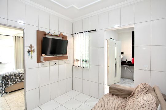 Sala de casa à venda com 3 quartos, 100m² em Tropical, Contagem