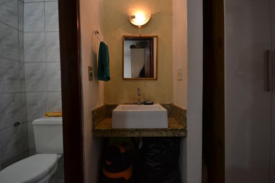 Banheiro de apartamento à venda com 2 quartos, 52m² em Jardim São Jorge, São Paulo