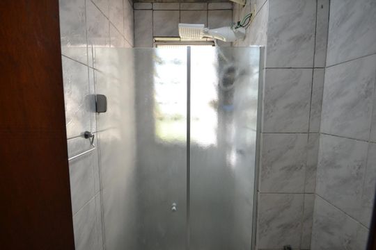 Banheiro de apartamento à venda com 2 quartos, 52m² em Jardim São Jorge, São Paulo
