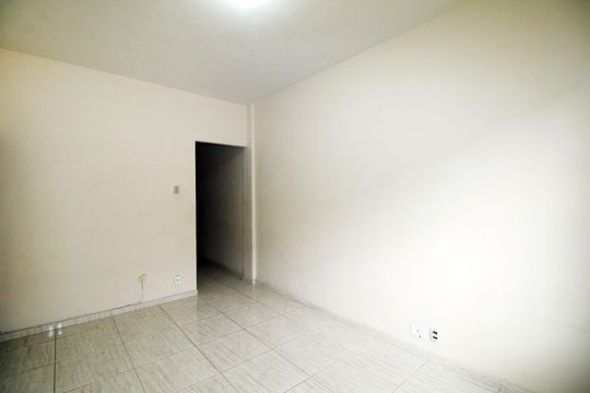 Apartamento à venda com 2 quartos, 70m² em Olaria, Rio de Janeiro