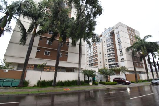 Fachada do condomínio de apartamento à venda com 3 quartos, 118m² em Rebouças, Curitiba