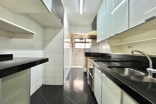 Cozinha de apartamento para alugar com 3 quartos, 72m² em Jardim Oriental, São Paulo