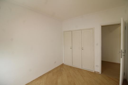 Quarto 2 de apartamento para alugar com 3 quartos, 106m² em Santa Teresinha, São Paulo