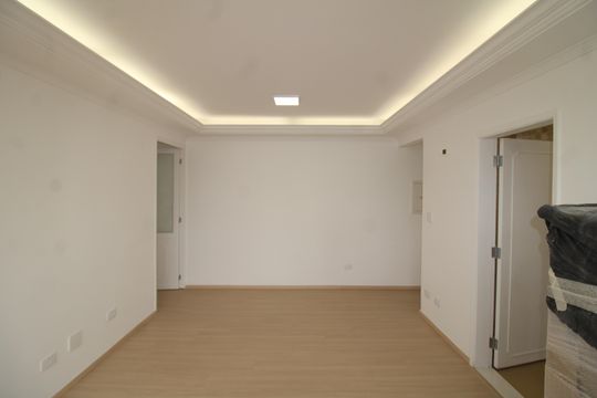 Sala de apartamento para alugar com 3 quartos, 106m² em Santa Teresinha, São Paulo