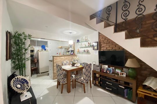 Casa à venda com 1 quarto, 150m² em Abolição, Rio de Janeiro