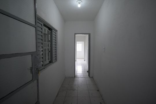 Entrada de casa para alugar com 2 quartos, 120m² em Jardim Alvorada, Santo André