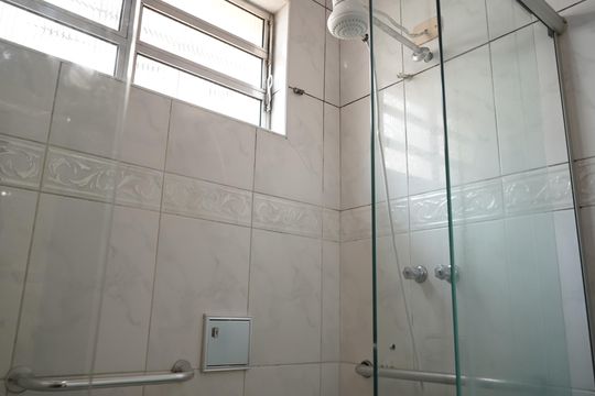 Banheiro de casa à venda com 3 quartos, 300m² em Tatuapé, São Paulo