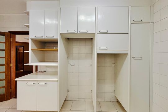 Cozinha  de casa de condomínio para alugar com 5 quartos, 394m² em Alphaville, Santana de Parnaíba