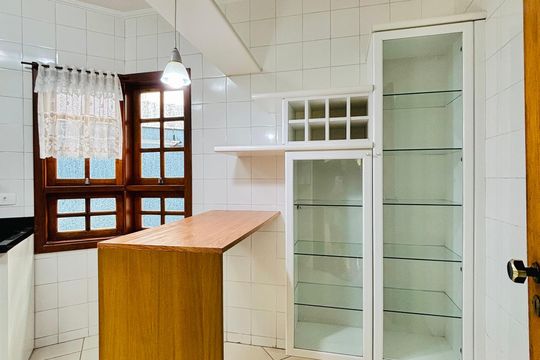 Cozinha  de casa de condomínio para alugar com 5 quartos, 394m² em Alphaville, Santana de Parnaíba
