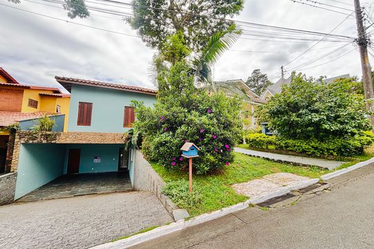 Casa de Condomínio para alugar com 5 quartos, 394m² em Alphaville, Santana de Parnaíba