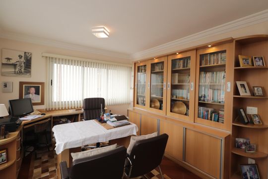 Quarto 1 - Suíte de apartamento à venda com 4 quartos, 204m² em Vila Santo Estevão, São Paulo