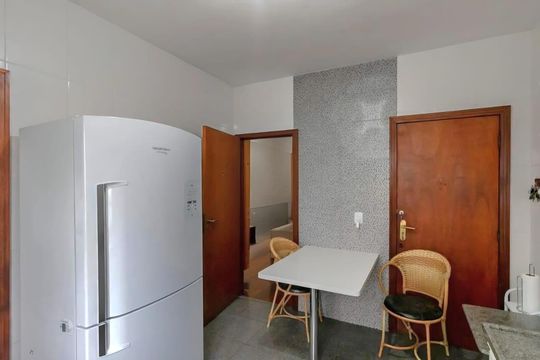Cozinha de apartamento à venda com 4 quartos, 140m² em Padre Eustáquio, Belo Horizonte