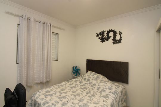 Quarto 2 de casa à venda com 3 quartos, 150m² em Vila Lais, São Paulo