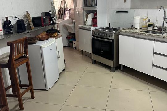 Cozinha de apartamento para alugar com 3 quartos, 90m² em Aviação, Praia Grande