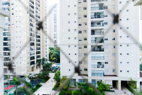 Vista - Suíte  de apartamento para alugar com 2 quartos, 64m² em Jardim Flor da Montanha, Guarulhos