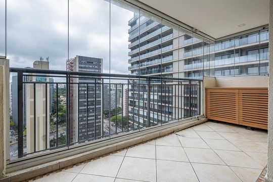 Varanda de apartamento à venda com 2 quartos, 73m² em Pinheiros, São Paulo