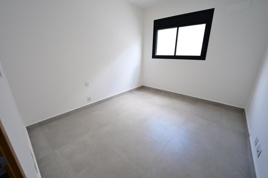 Casa de Condomínio para alugar com 4 quartos, 200m² em Jardins Lyon, Aparecida de Goiânia