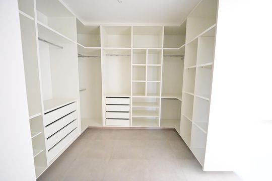 Casa de Condomínio para alugar com 4 quartos, 200m² em Jardins Lyon, Aparecida de Goiânia