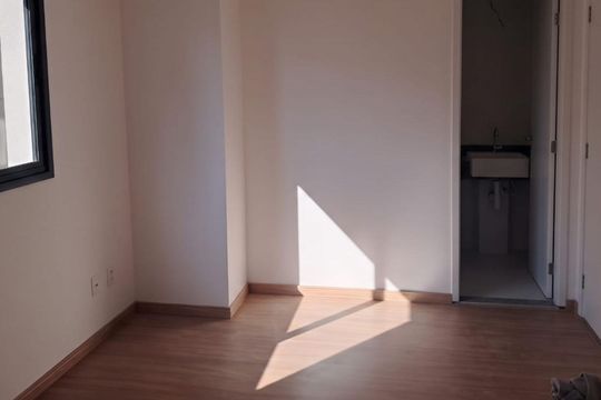 Sala/Quarto/Cozinha de kitnet/studio à venda com 1 quarto, 19m² em República, São Paulo