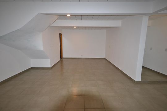 Garagem de casa para alugar com 3 quartos, 163m² em Vila Gomes, São Paulo