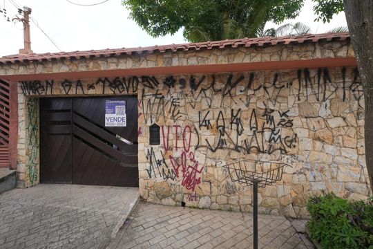 Fachada de casa para alugar com 3 quartos, 656m² em Parque das Nações, Santo André