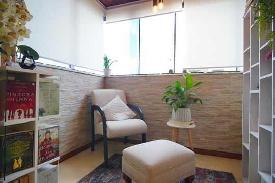 Sala de apartamento à venda com 2 quartos, 60m² em São Sebastião, Porto Alegre