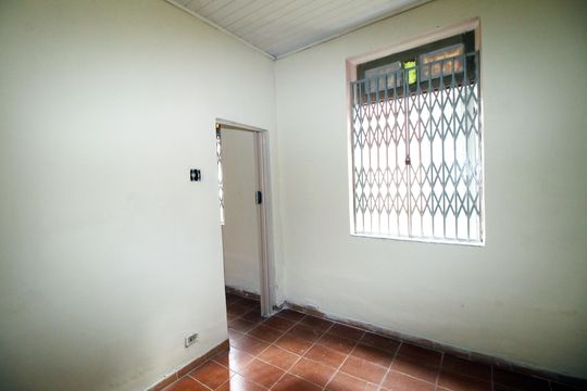 Quarto 2 de casa para alugar com 2 quartos, 60m² em Ramos, Rio de Janeiro