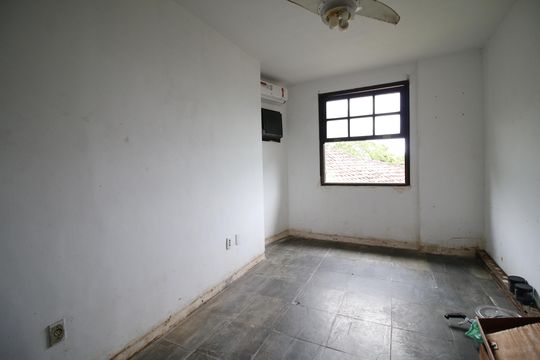 Quarto2 de casa para alugar com 5 quartos, 500m² em Jacarepaguá, Rio de Janeiro