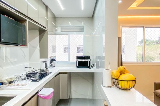 Cozinha  de apartamento à venda com 2 quartos, 43m² em Vila Silvia, São Paulo