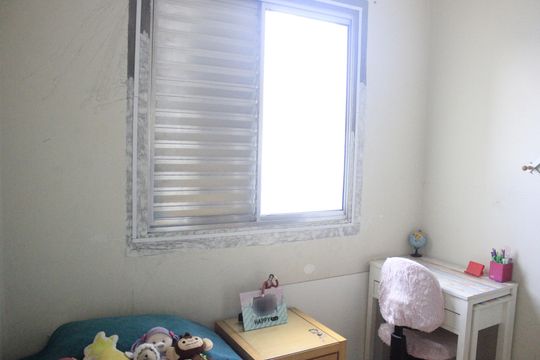 Quarto 2 de apartamento à venda com 2 quartos, 77m² em Jardim Flor da Montanha, Guarulhos