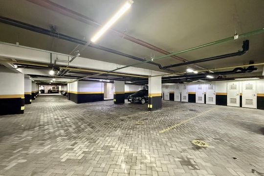 Garagem  de apartamento à venda com 2 quartos, 114m² em Chácara Santo Antônio, São Paulo