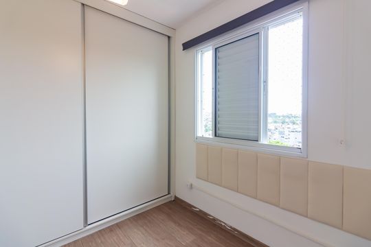 Quarto 1 de apartamento para alugar com 2 quartos, 48m² em Jardim Marilu, Cotia