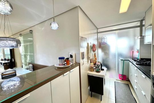 Cozinha de apartamento à venda com 2 quartos, 62m² em Ponte Grande, Guarulhos