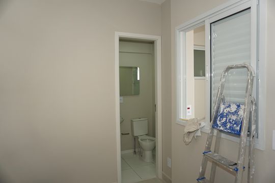Quarto de Serviço de apartamento para alugar com 4 quartos, 132m² em Jardim Branca Flor, Embu das Artes