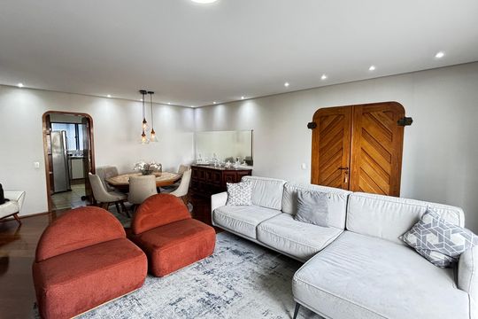 Apartamento à venda com 3 quartos, 160m² em Vila Bastos, Santo André