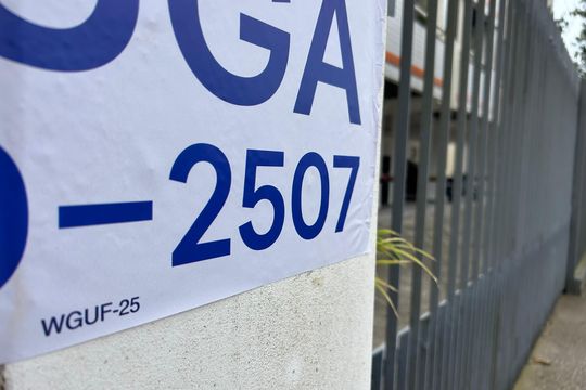 Placa de apartamento para alugar com 5 quartos, 184m² em Lagoa da Conceição, Florianópolis
