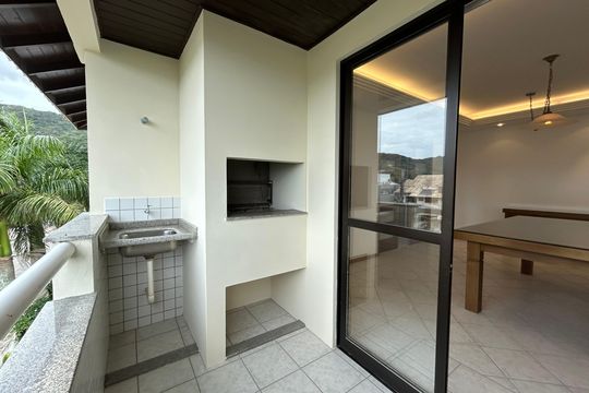 Churrasqueira de apartamento para alugar com 5 quartos, 184m² em Lagoa da Conceição, Florianópolis