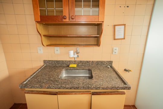 Cozinha de apartamento para alugar com 1 quarto, 43m² em Vila Clementino, São Paulo