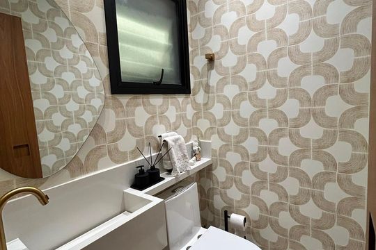 Banheiro de casa de condomínio à venda com 3 quartos, 228m² em Sítio do Rosário, Barueri