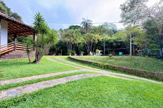 Casa de Condomínio à venda com 4 quartos, 250m² em Residencial Europa, Nova Lima