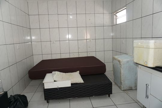 Cozinha de casa para alugar com 2 quartos, 45m² em Parque Fernanda, Embu das Artes