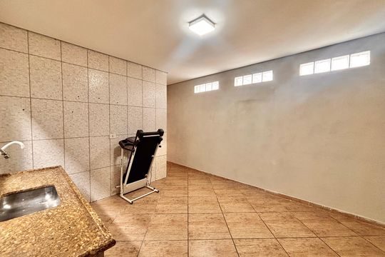 Cozinha de casa para alugar com 2 quartos, 116m² em Jardim dos Manacas, Carapicuíba