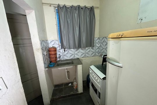 Cozinha de kitnet/studio para alugar com 1 quarto, 30m² em Ricardo de Albuquerque, Rio de Janeiro